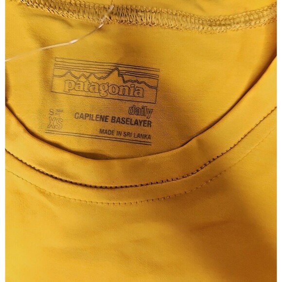 New NWT Patagonia Women's Yellow Capilene Baselayer Short sleeve shirt XS - Picture 5 of 8
